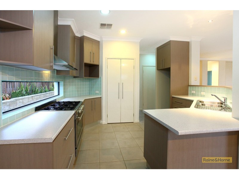 22 Codrington Circuit, Pacific Pines QLD 4211