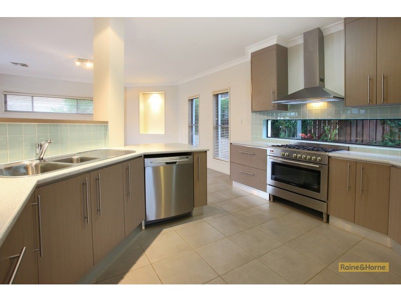 22 Codrington Circuit, Pacific Pines QLD 4211