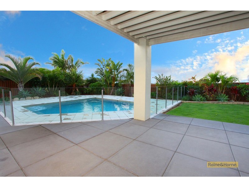 22 Codrington Circuit, Pacific Pines QLD 4211