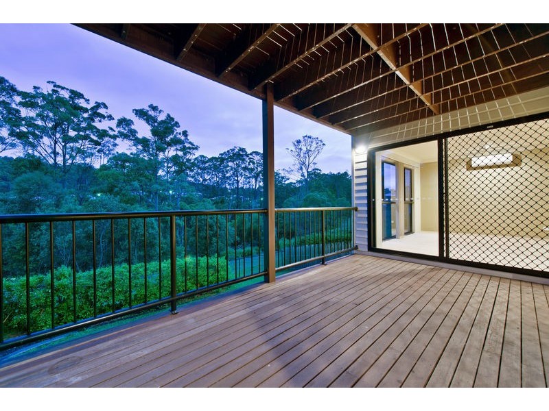 34 Cobb and Co Drive, Oxenford QLD 4210