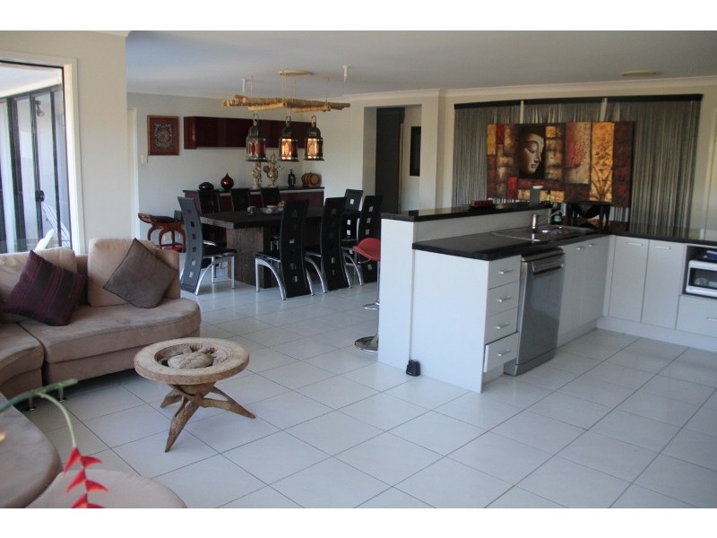 24 Salvado Drive, Pacific Pines QLD 4211