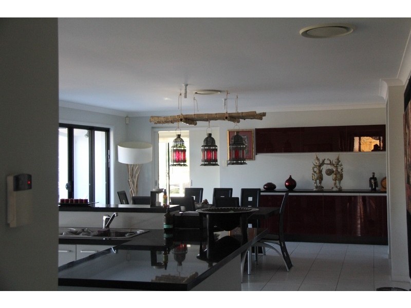 24 Salvado Drive, Pacific Pines QLD 4211