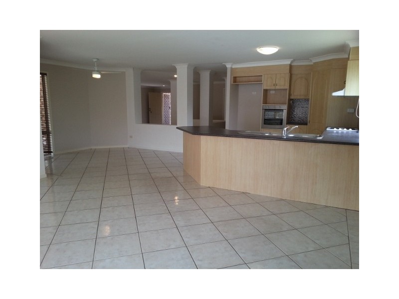 6 WOODBINE COURT, Parkwood QLD 4214