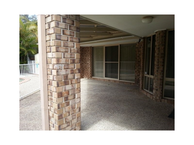 6 WOODBINE COURT, Parkwood QLD 4214