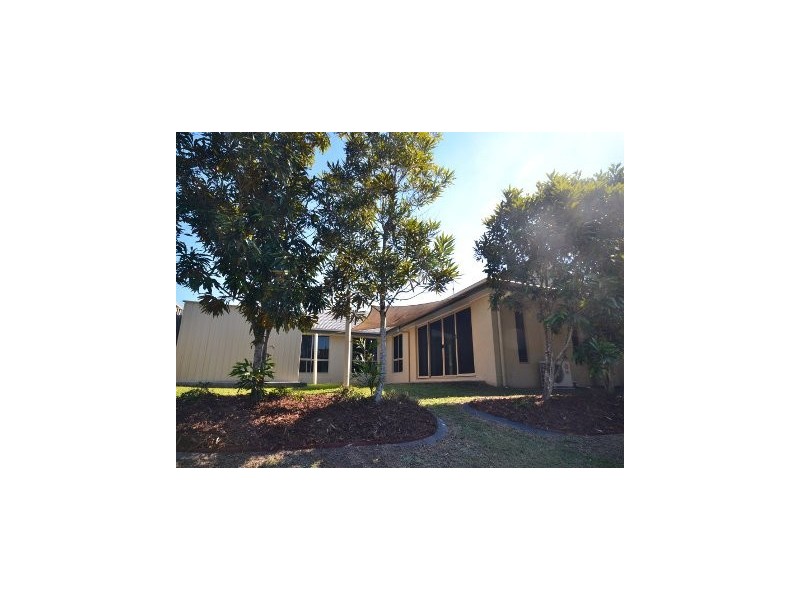 15 Witheren Circuit, Pacific Pines QLD 4211