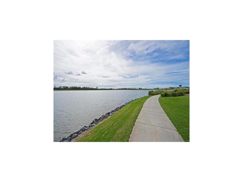 56 Regatta Avenue, Oxenford QLD 4210