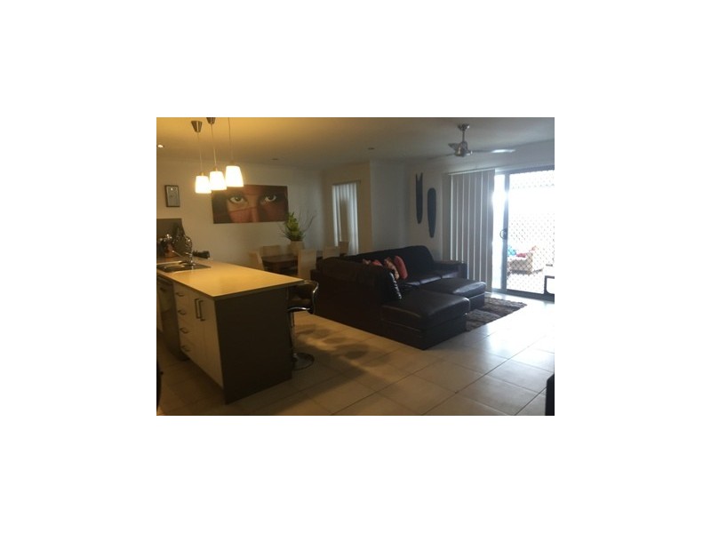 1/14 Argus Place, Pacific Pines QLD 4211