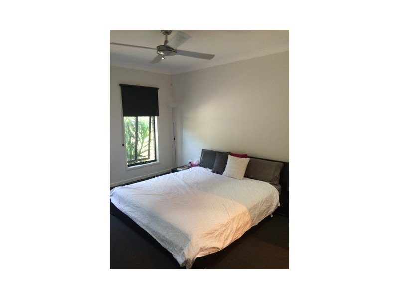 1 Bellinger Key, Pacific Pines QLD 4211