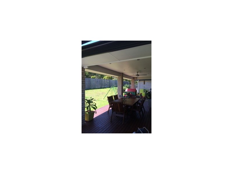 1 Bellinger Key, Pacific Pines QLD 4211