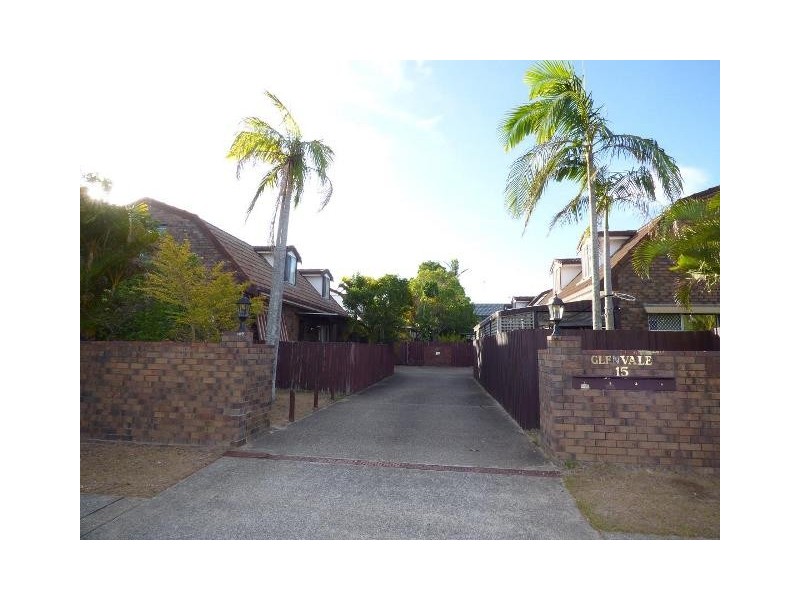 2/15 Duet Drive, Mermaid Waters QLD 4218