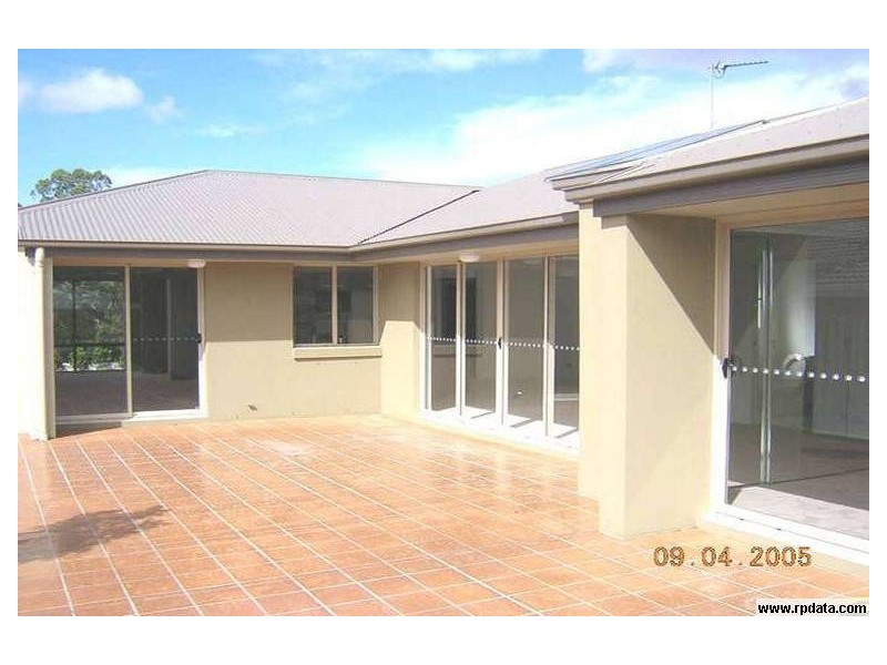 23 Cobb and Co, Oxenford QLD 4210