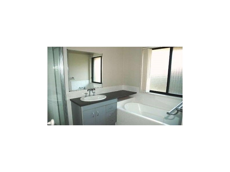 6 Temple Island CCT, Oxenford QLD 4210