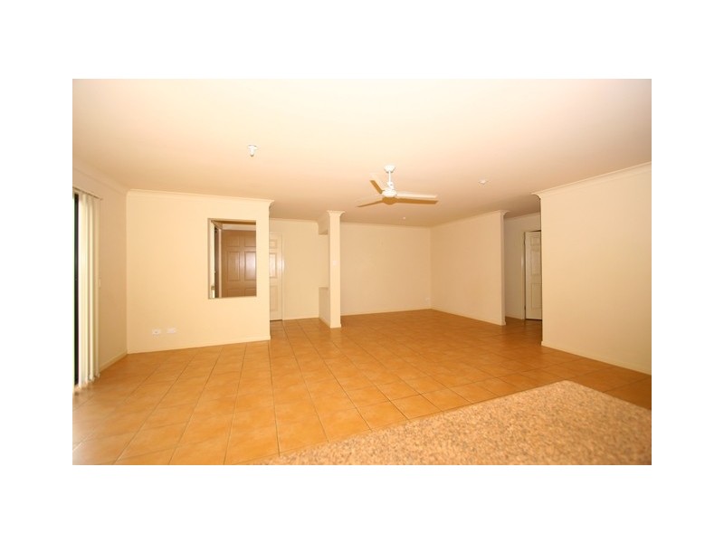1/14 Bluetail Crescent, Upper Coomera QLD 4209
