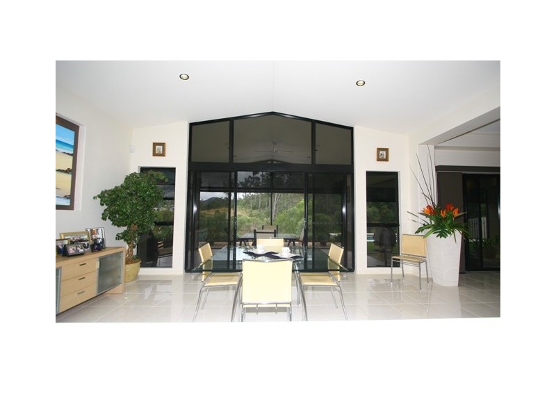 10 Oceanblue Rise, Upper Coomera QLD 4209