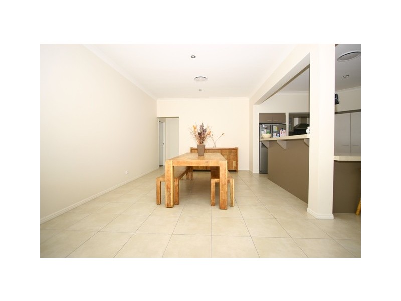 18 Seawind Road, Coomera Waters QLD 4209