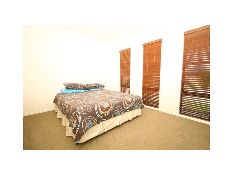 18 Seawind Road, Coomera Waters QLD 4209