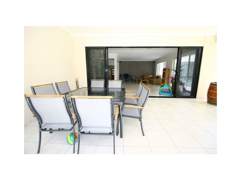 18 Seawind Road, Coomera Waters QLD 4209
