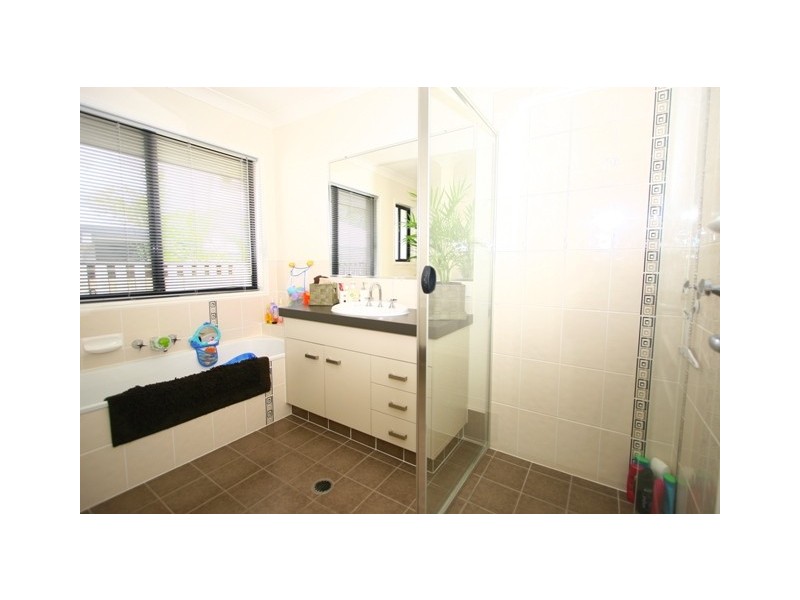18 Seawind Road, Coomera Waters QLD 4209