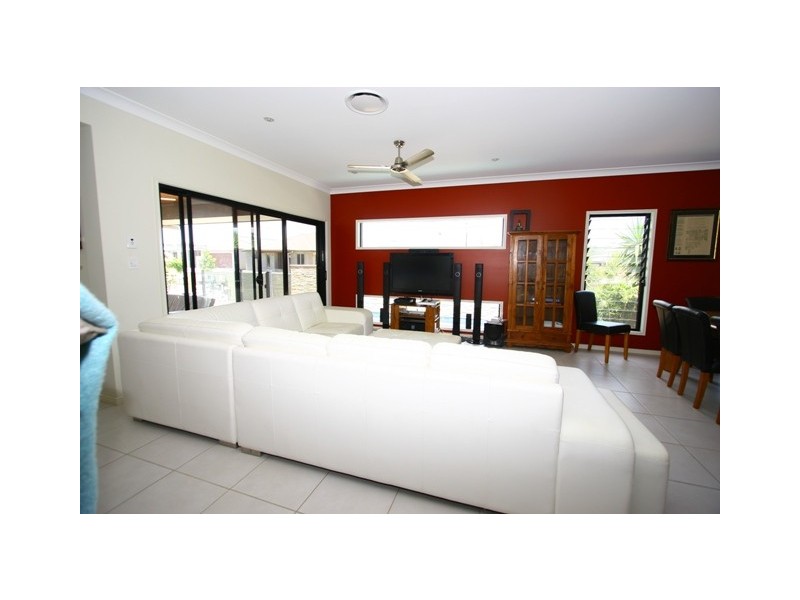 31 Drafters Crescent, Upper Coomera QLD 4209