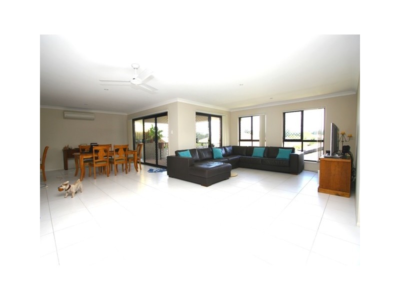 1+2/13 Silver Sedge Way, Upper Coomera QLD 4209