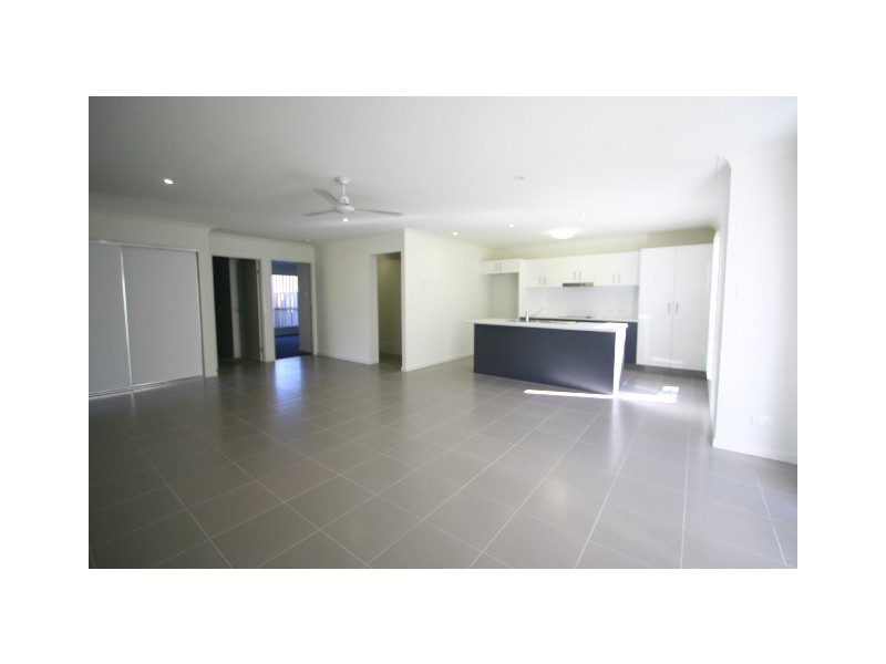 1/1 Portimao Court, Oxenford QLD 4210