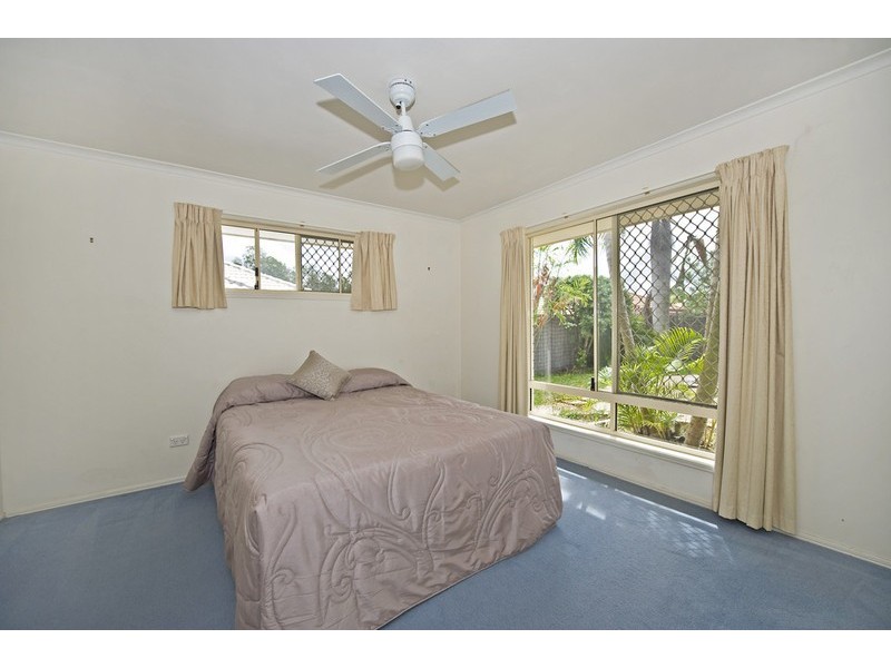 50 Cootharaba Drive, Helensvale QLD 4212