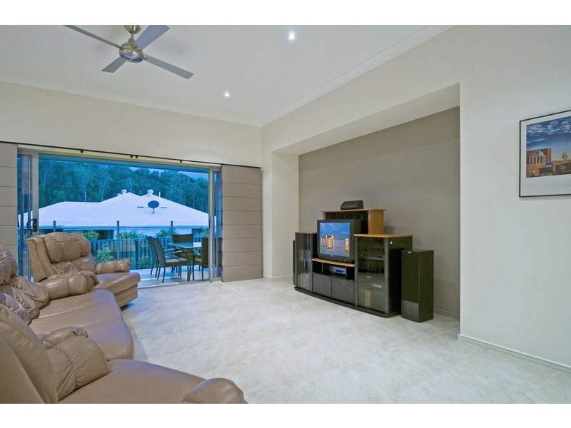 7 Kintail Lane, Coomera Waters QLD 4209