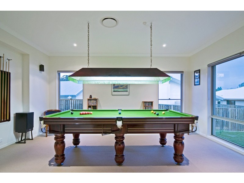 7 Kintail Lane, Coomera Waters QLD 4209