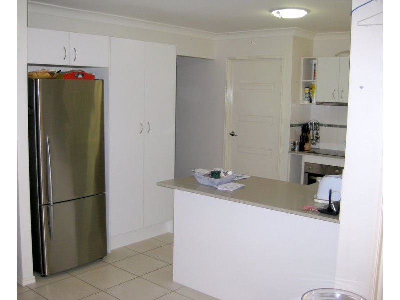 16 Zachary Street, Eagleby QLD 4207