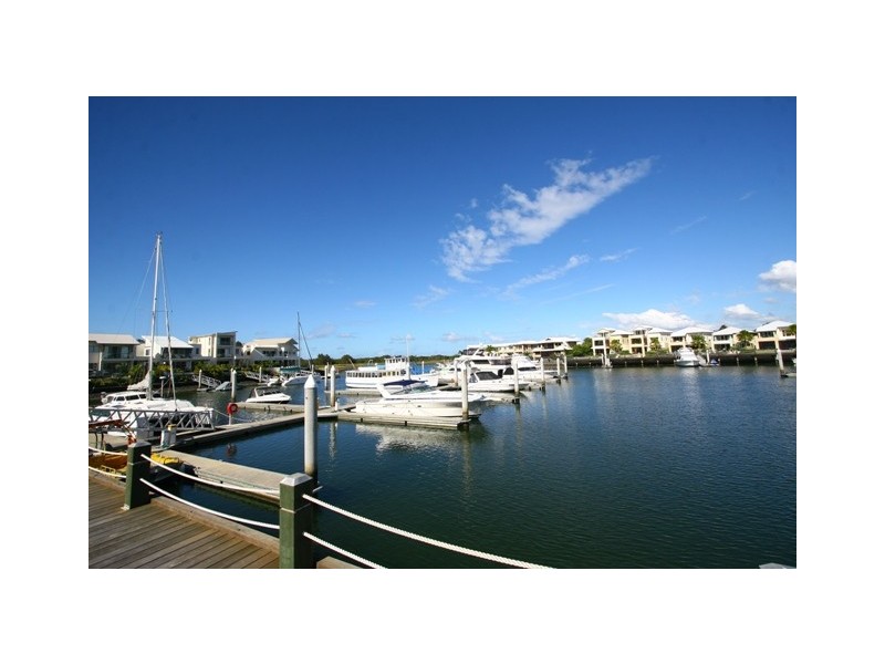 13 Saltash Court, Coomera Waters QLD 4209