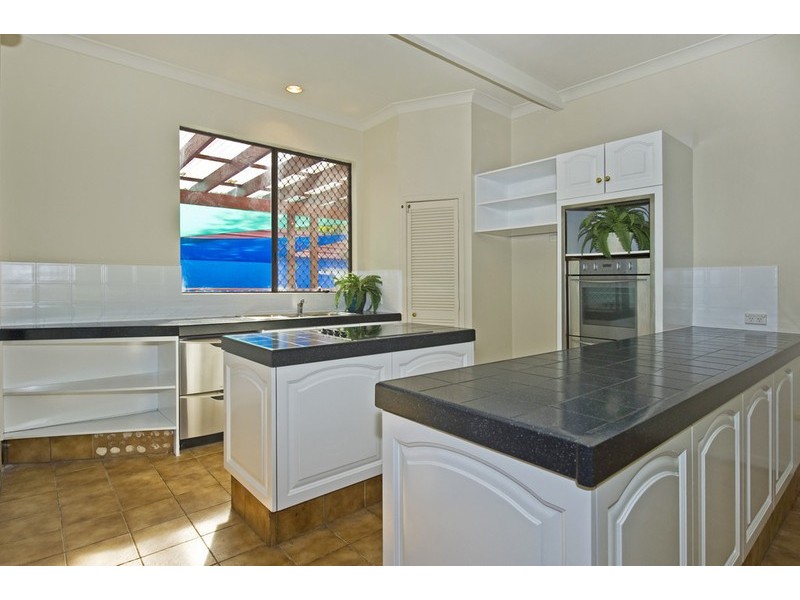 13 Connemara Road, Gaven QLD 4211