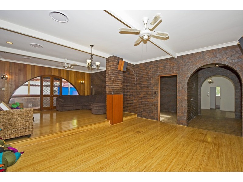 13 Connemara Road, Gaven QLD 4211