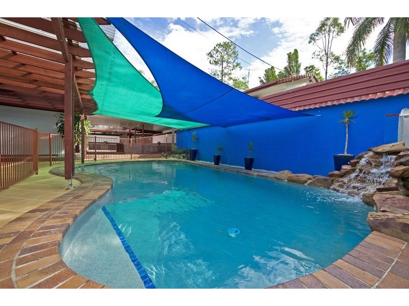 13 Connemara Road, Gaven QLD 4211