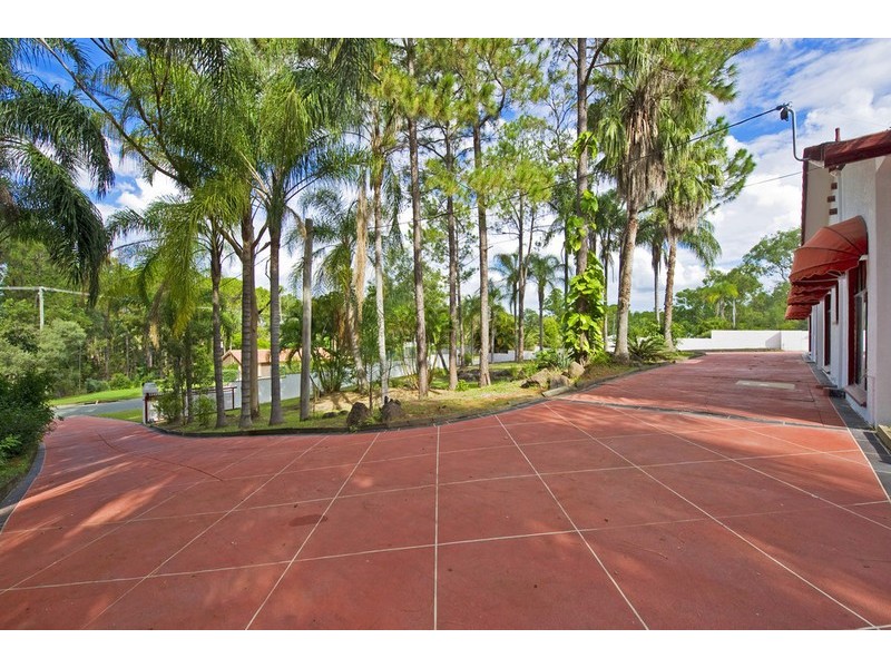 13 Connemara Road, Gaven QLD 4211