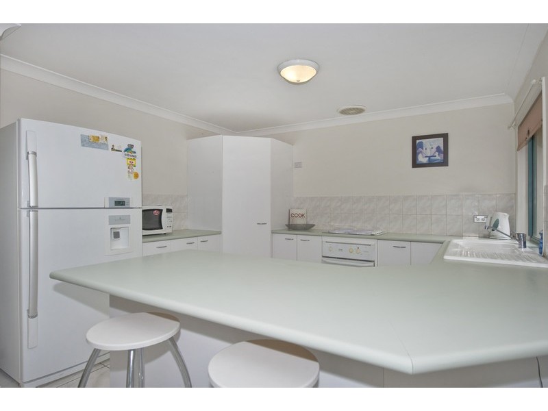 2/117 Greenacre Drive, Parkwood QLD 4214
