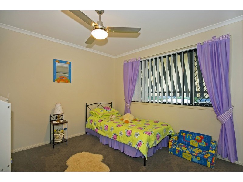 89 Roberts Drive, Maudsland QLD 4210