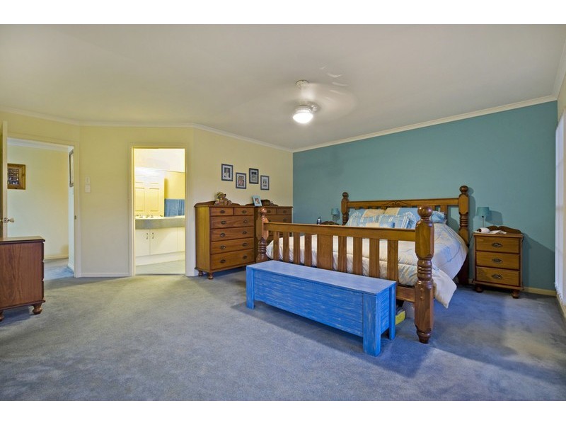 9 Macklin Court, Upper Coomera QLD 4209