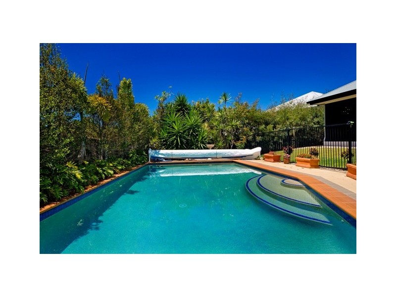2 Ingrid Lane, Coomera Waters QLD 4209