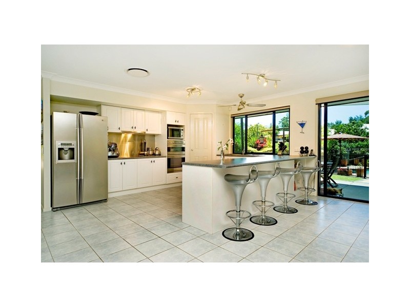 2 Ingrid Lane, Coomera Waters QLD 4209