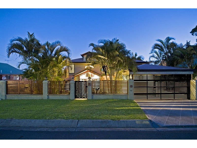 27 Lachlan Drive, Coomera QLD 4209