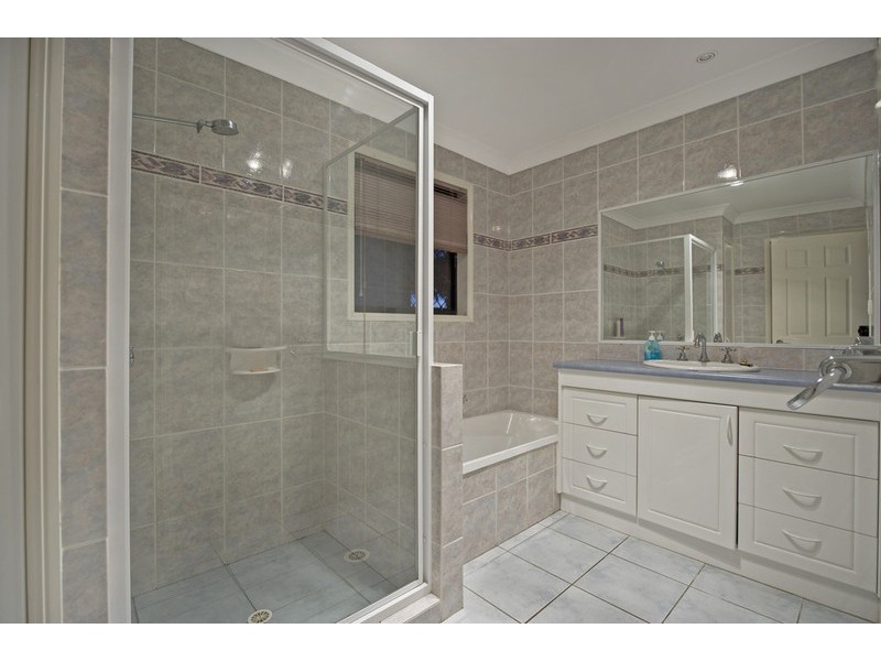 27 Lachlan Drive, Coomera QLD 4209