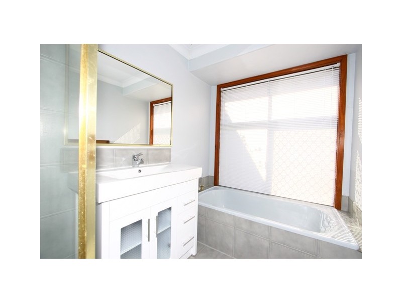 3 Nugent Court, Helensvale QLD 4212