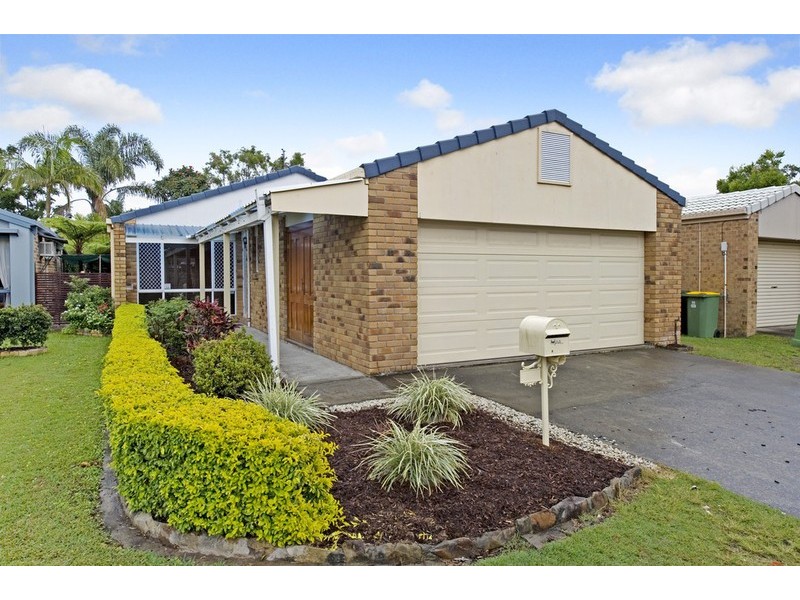 93 River Oak Drive, Helensvale QLD 4212