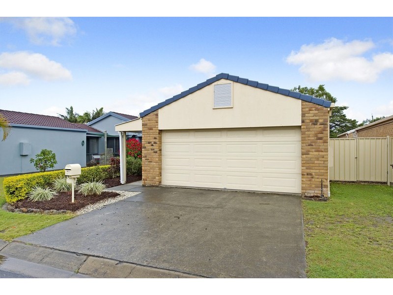 93 River Oak Drive, Helensvale QLD 4212