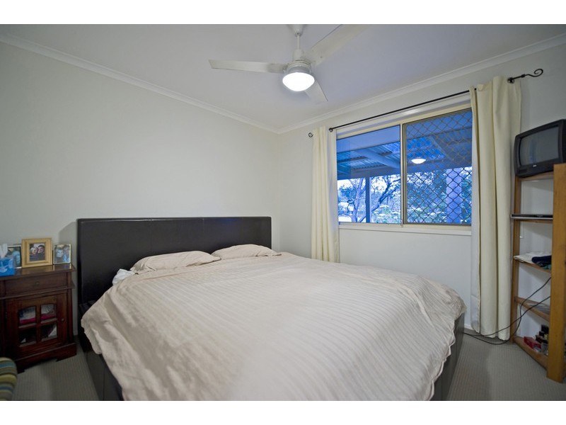 1/8 Metro Crescent, Oxenford QLD 4210