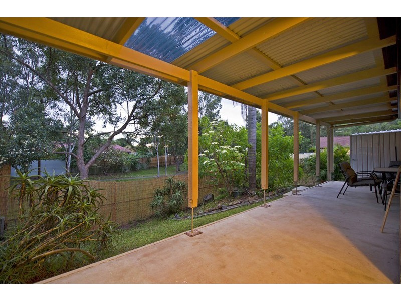 1/8 Metro Crescent, Oxenford QLD 4210