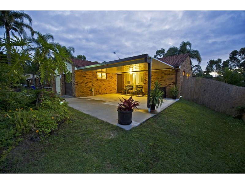 1/8 Metro Crescent, Oxenford QLD 4210