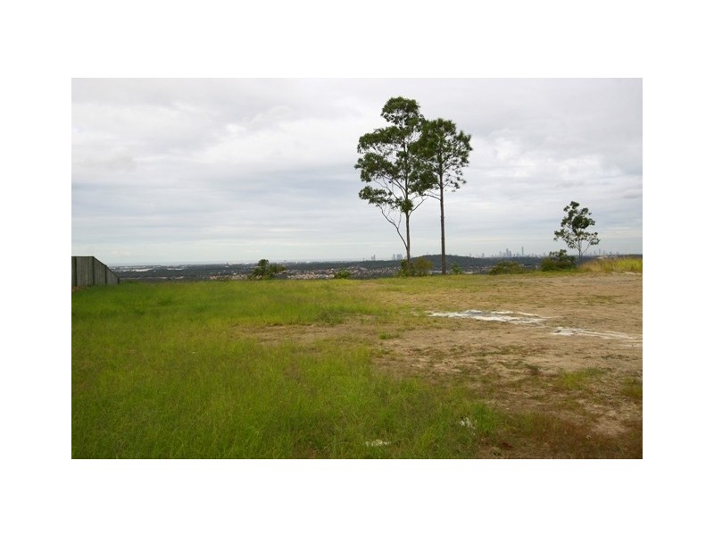 Pacific Pines QLD 4211