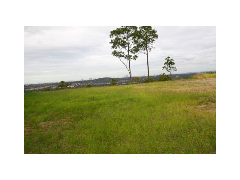Pacific Pines QLD 4211