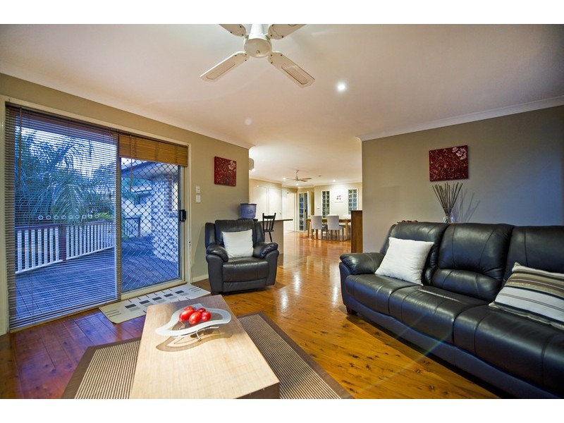 Pacific Pines QLD 4211